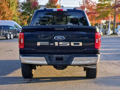 Antimatter Blue Metallic 2022 Ford F-150 XLT