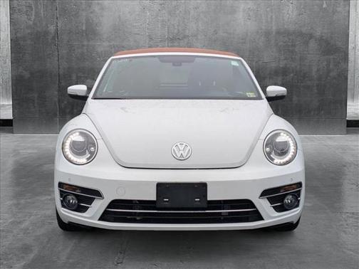 2019 Volkswagen Beetle 2.0T SE