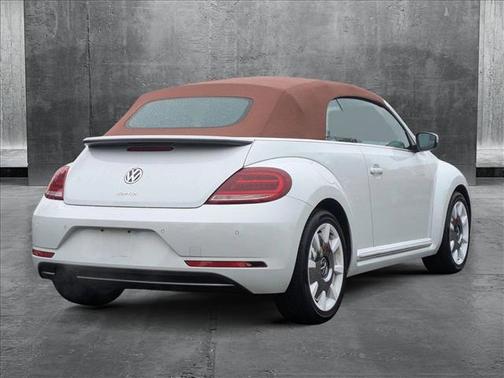 2019 Volkswagen Beetle 2.0T SE
