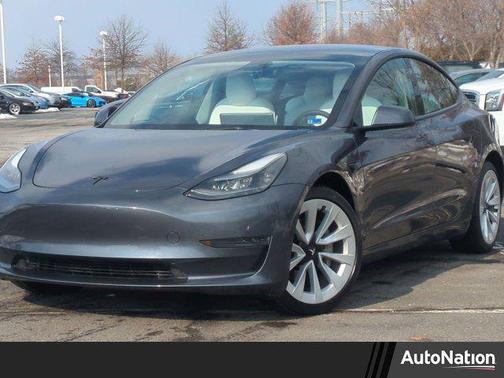 2023 Tesla Model 3 Standard Range