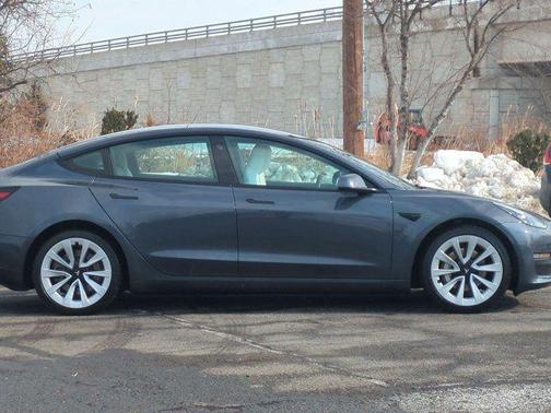 2023 Tesla Model 3 Standard Range