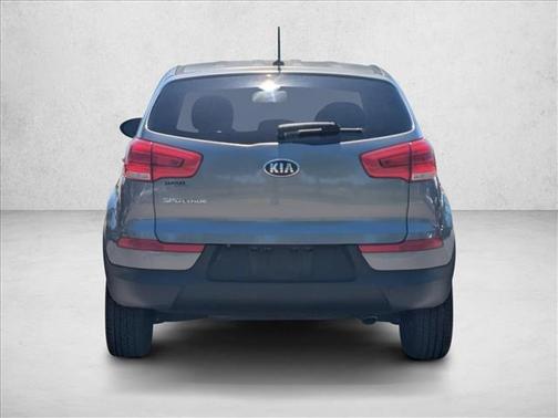 Mineral Silver 2016 Kia Sportage LX
