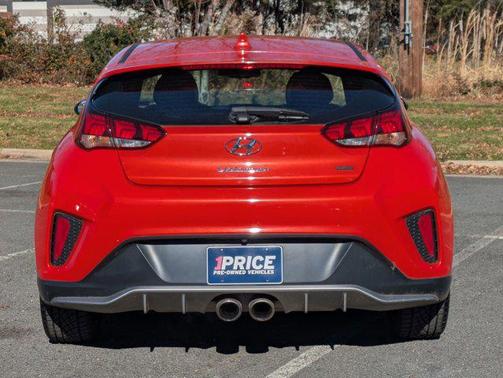 2019 Hyundai Veloster Base