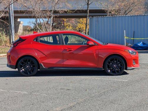 2019 Hyundai Veloster Base