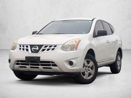 Pearl White 2011 Nissan Rogue S