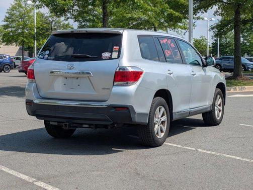 2013 Toyota Highlander SE