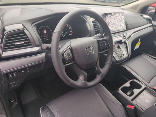 Modern Steel Metallic 2027 Honda Odyssey Elite