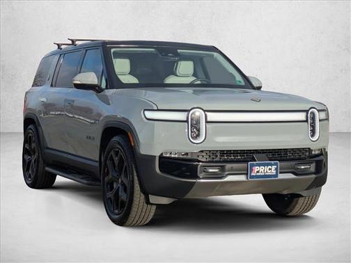 2023 Rivian R1S Adventure