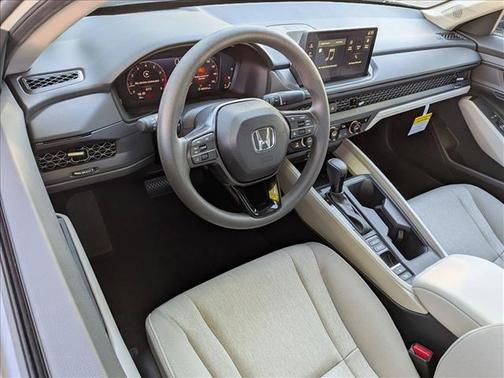 Platinum White Pearl 2026 Honda Accord SE
