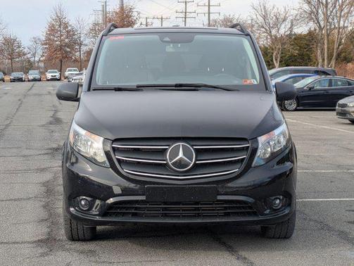 2023 Mercedes-Benz Metris Base