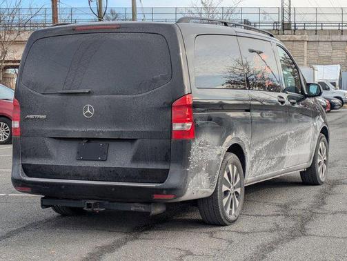 2023 Mercedes-Benz Metris Base