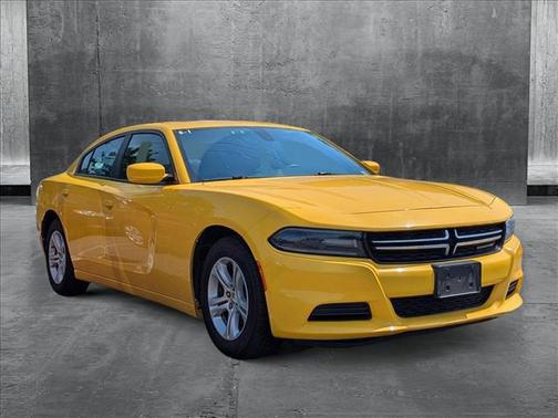 2017 Dodge Charger SE