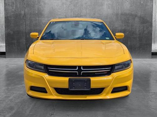 2017 Dodge Charger SE