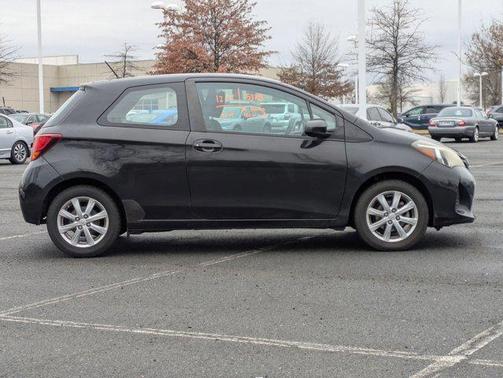 2015 Toyota Yaris LE