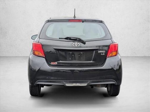 2015 Toyota Yaris LE