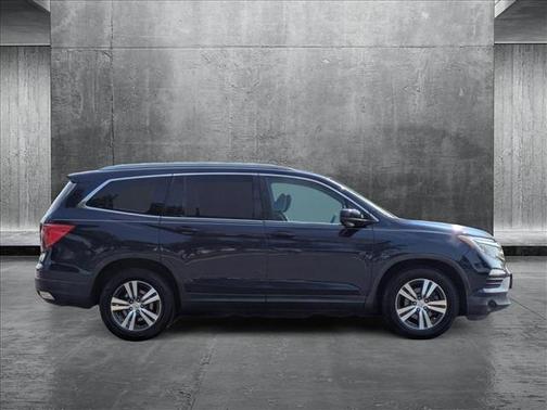2016 Honda Pilot EX