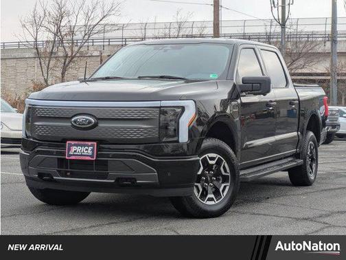 2023 Ford F-150 Lightning XLT