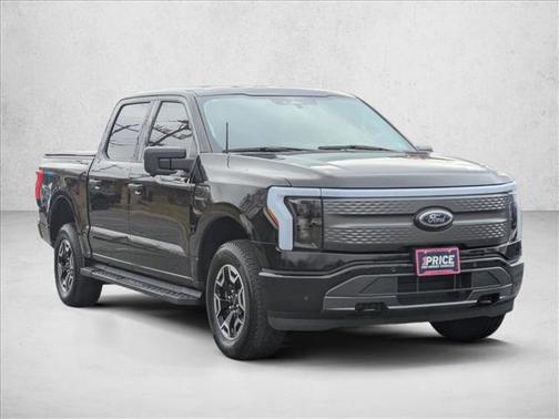 2023 Ford F-150 Lightning XLT