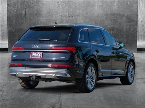 2021 Audi Q7 55 Premium Plus