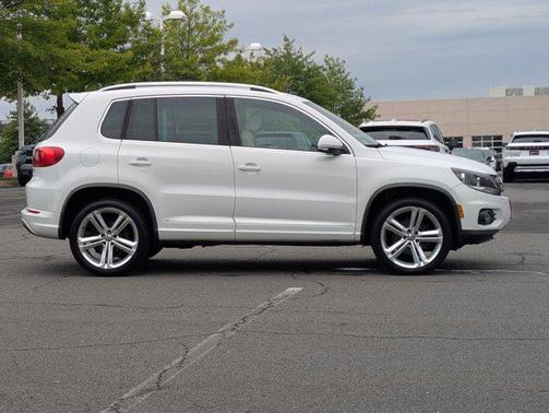 2016 Volkswagen Tiguan R-Line