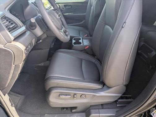Crystal Black Pearl 2026 Honda Odyssey EX-L