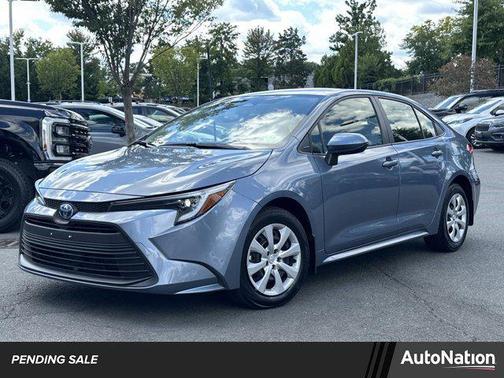 2025 Toyota Corolla Hybrid LE