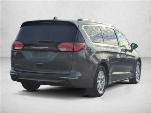 2020 Chrysler Voyager LXI