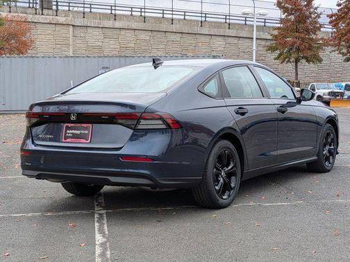 2025 Honda Accord Sport SE 1.5T