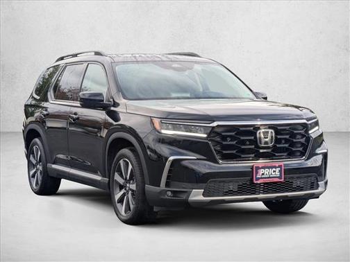 2025 Honda Pilot Touring 8-Passenger