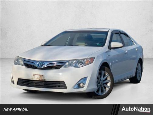 2013 Toyota Camry Hybrid XLE