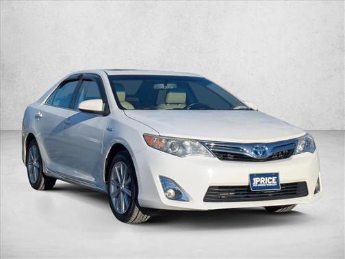 2013 Toyota Camry Hybrid XLE