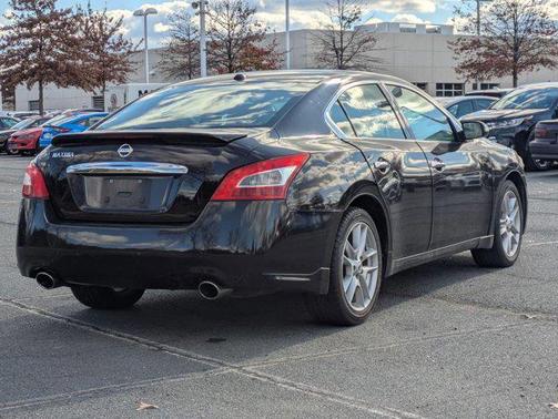 2011 Nissan Maxima SV