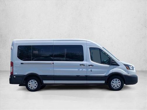Oxford White 2018 Ford Transit-350 XL