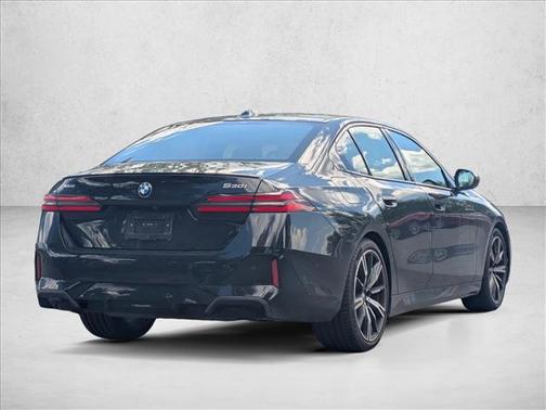 Black Sapphire Metallic 2024 BMW 530 xDrive