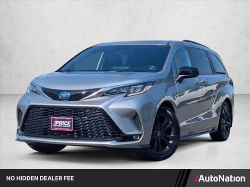 Celestial Silver Metallic 2021 Toyota Sienna XSE 7 Passenger