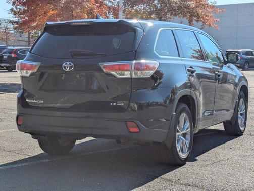 2016 Toyota Highlander LE Plus