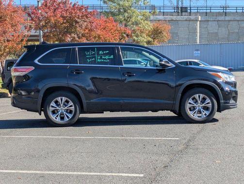 2016 Toyota Highlander LE Plus