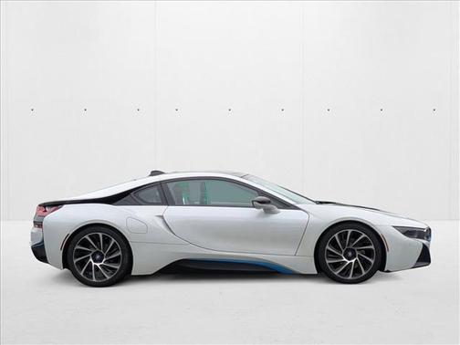 2014 BMW i8 2dr Cpe