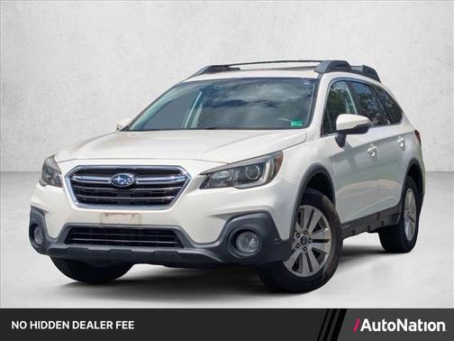 Crystal White Pearl 2018 Subaru Outback 2.5i Premium