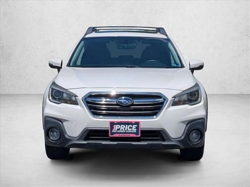Crystal White Pearl 2018 Subaru Outback 2.5i Premium