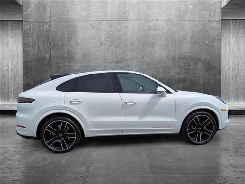 2022 Porsche Cayenne Turbo