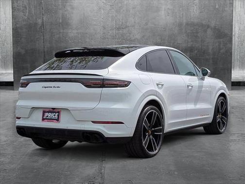 2022 Porsche Cayenne Turbo