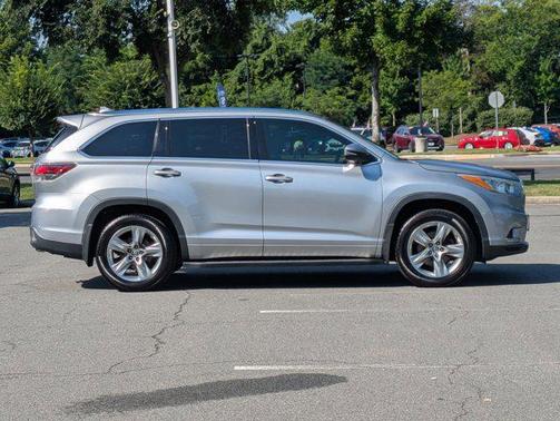 2016 Toyota Highlander Limited Platinum
