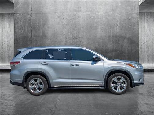 2016 Toyota Highlander Limited Platinum
