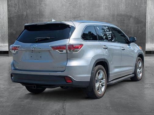 2016 Toyota Highlander Limited Platinum