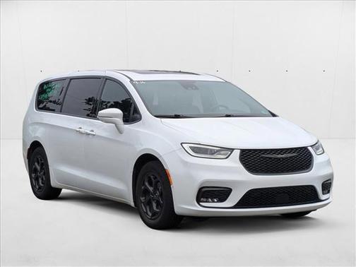 2022 Chrysler Pacifica Hybrid Limited