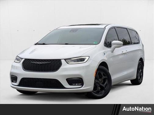 2022 Chrysler Pacifica Hybrid Limited