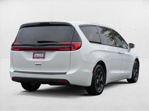 2022 Chrysler Pacifica Hybrid Limited