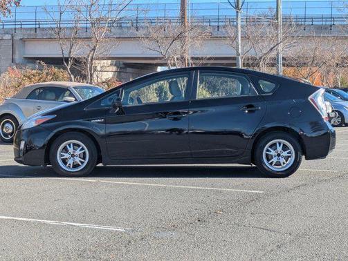 2011 Toyota Prius III