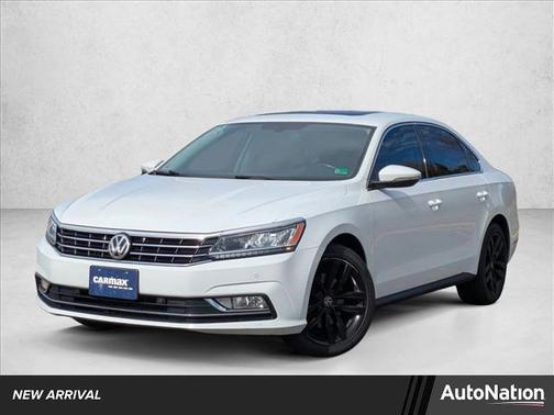 2018 Volkswagen Passat 2.0T SE